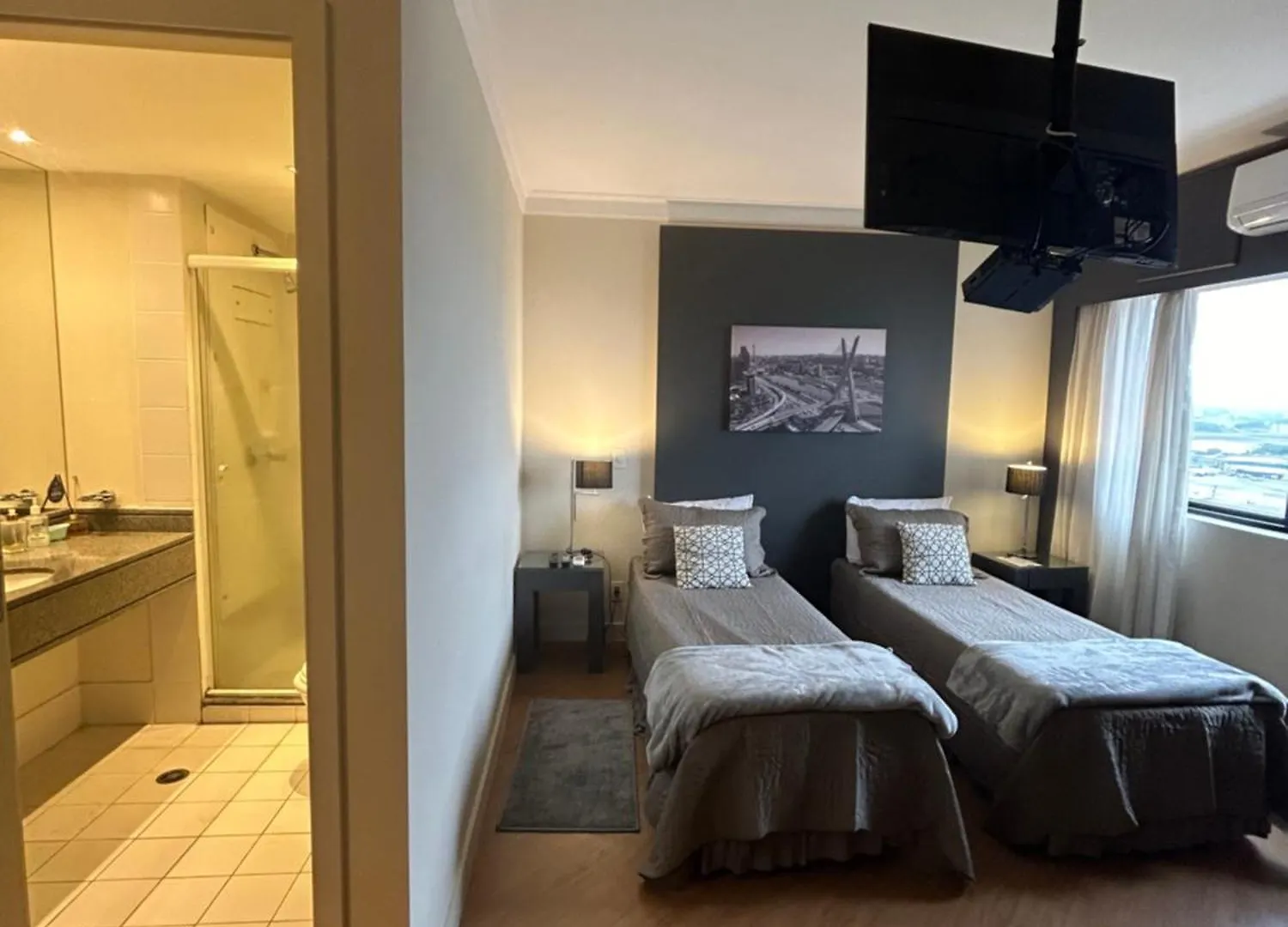Flat Aeroporto Congonhas Nobil Vista Pista Garagem Gratis 2005 Apartamento São Paulo